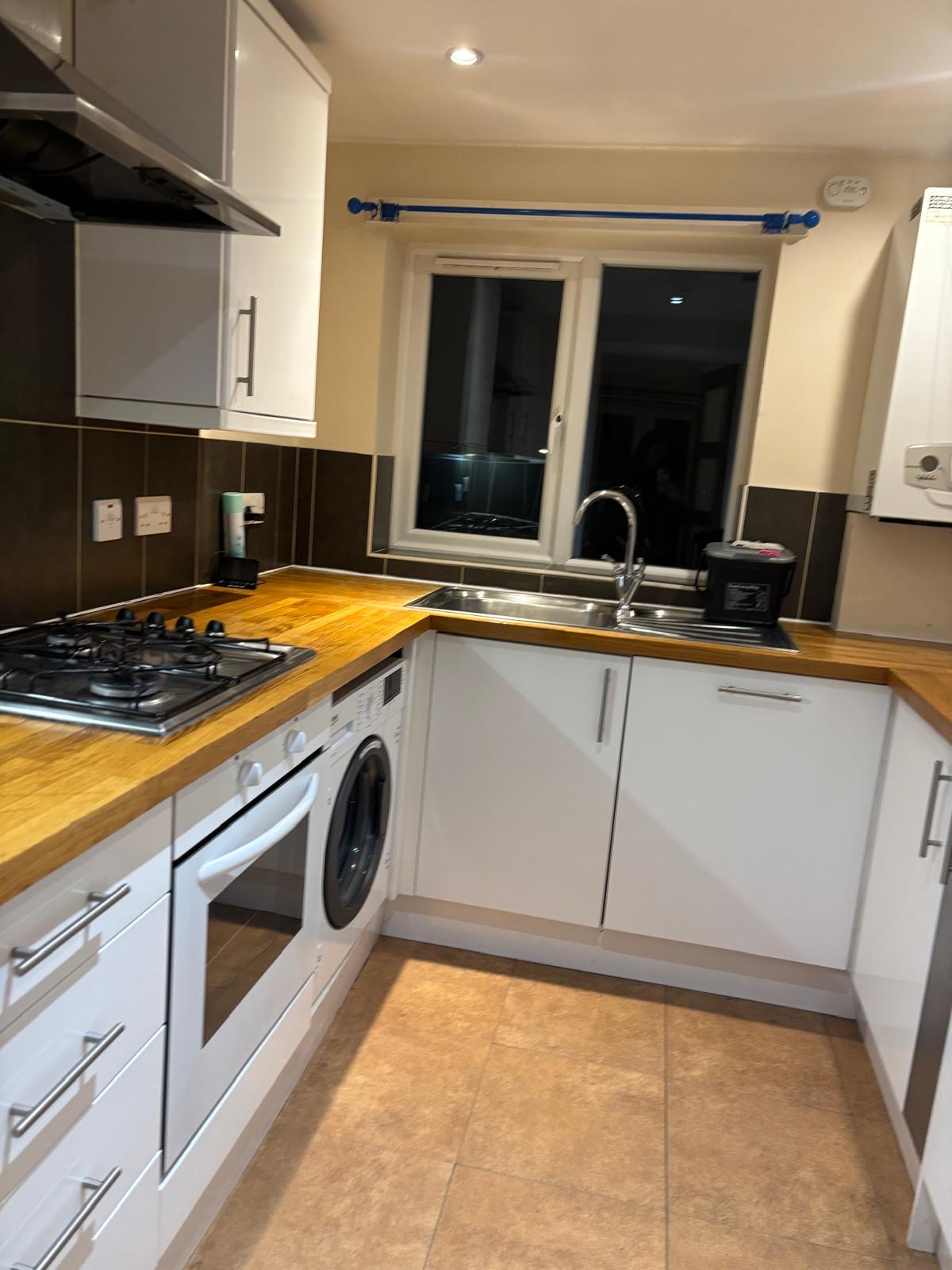 Kitchen sparkle clean